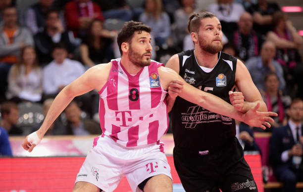 身体对抗激 身体对抗激